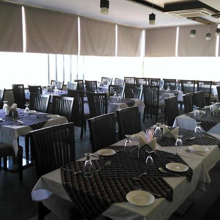 Hotel Signetic Blue Bhopal Exterior photo