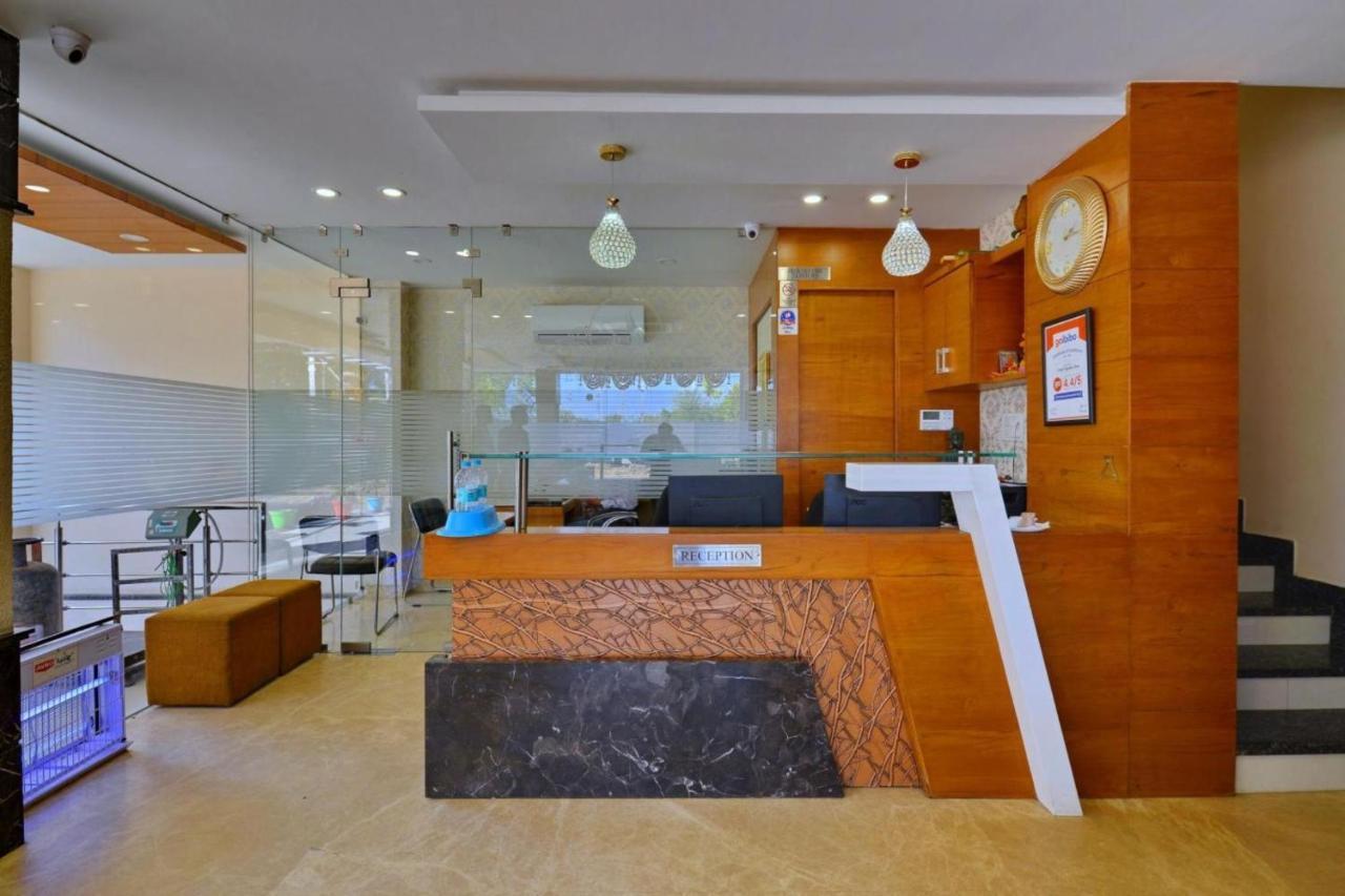 Hotel Signetic Blue Bhopal Exterior photo